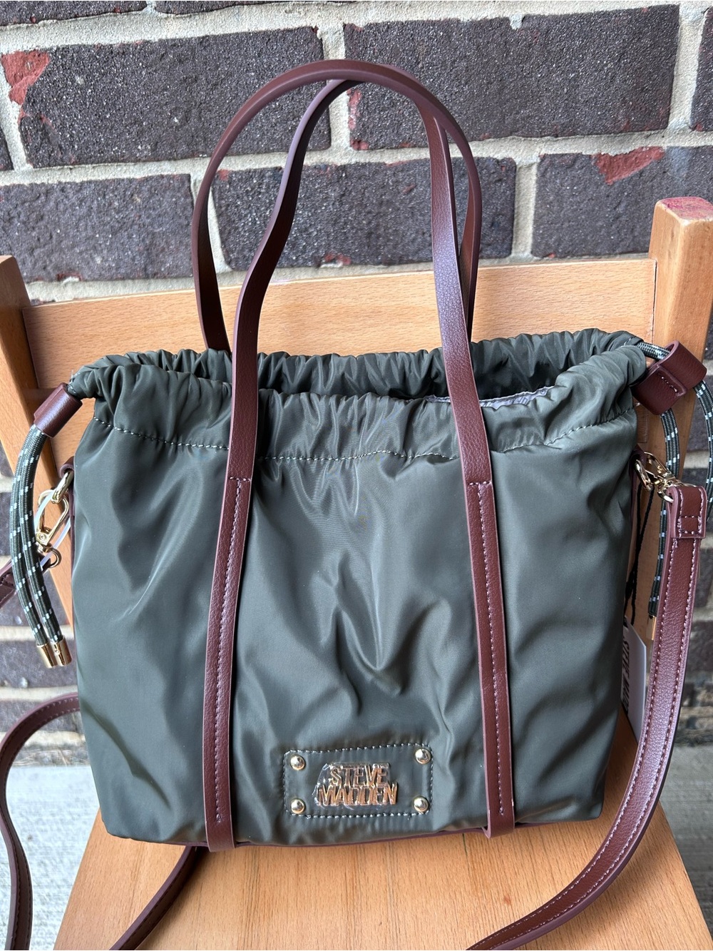 Steve Madden Drawstring Tote Bag Olive Green Brown Straps Detachable Strap